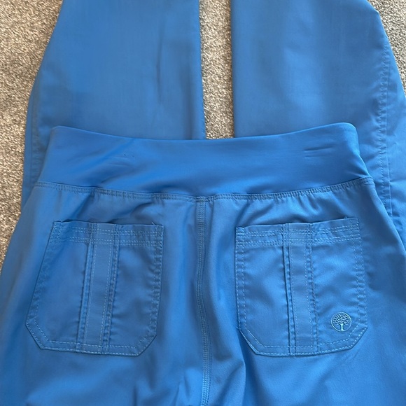 Healing Hands Purple Label Juliet Top & Tori Pants Scrub SET size XS ~ EUC ~ - Picture 12 of 14